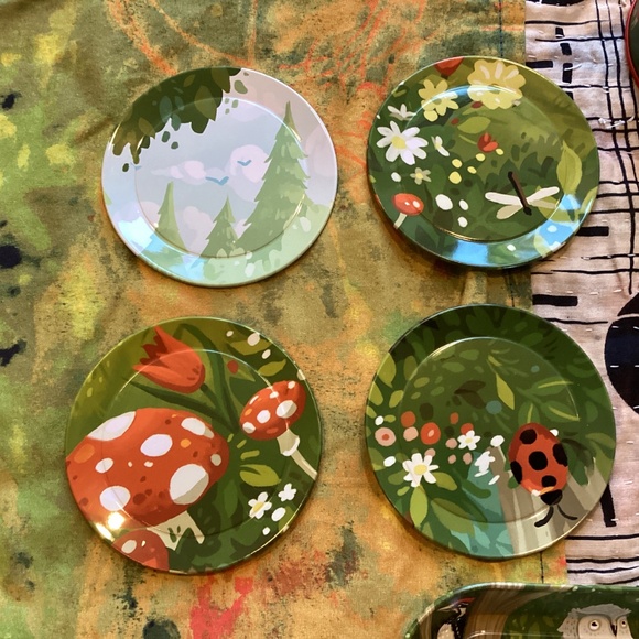 HearthSong Tea Set - Picture 6 of 7